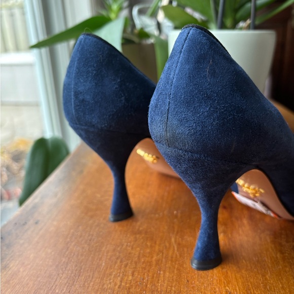 Prada shoes - Picture 4 of 6